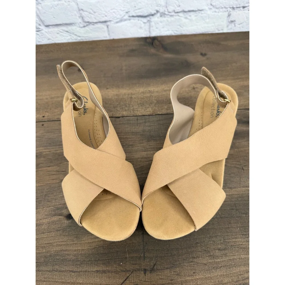 Clarks Collection Annadell Eirwyn Wedge Sandals Women's 8W Tan Cork Slingback